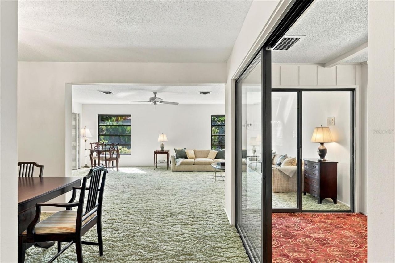 7232 Las Casas Drive , Unit 7232, Sarasota, FL 34243 Photo