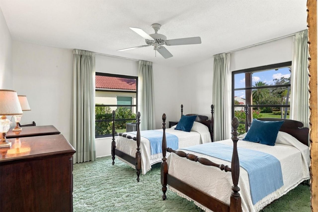 7232 Las Casas Drive , Unit 7232, Sarasota, FL 34243 Photo