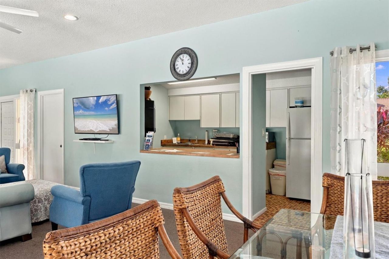 7232 Las Casas Drive , Unit 7232, Sarasota, FL 34243 Photo