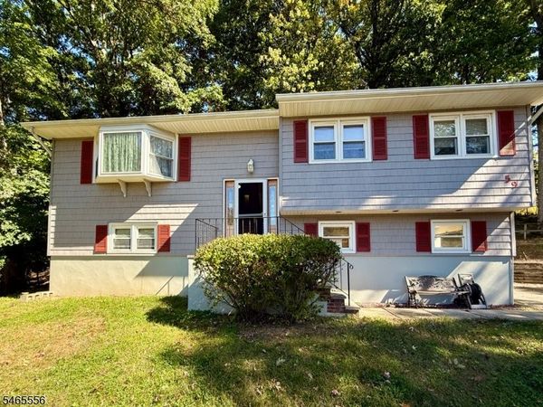 59 Prospect Point Rd, Jefferson, NJ 07849
