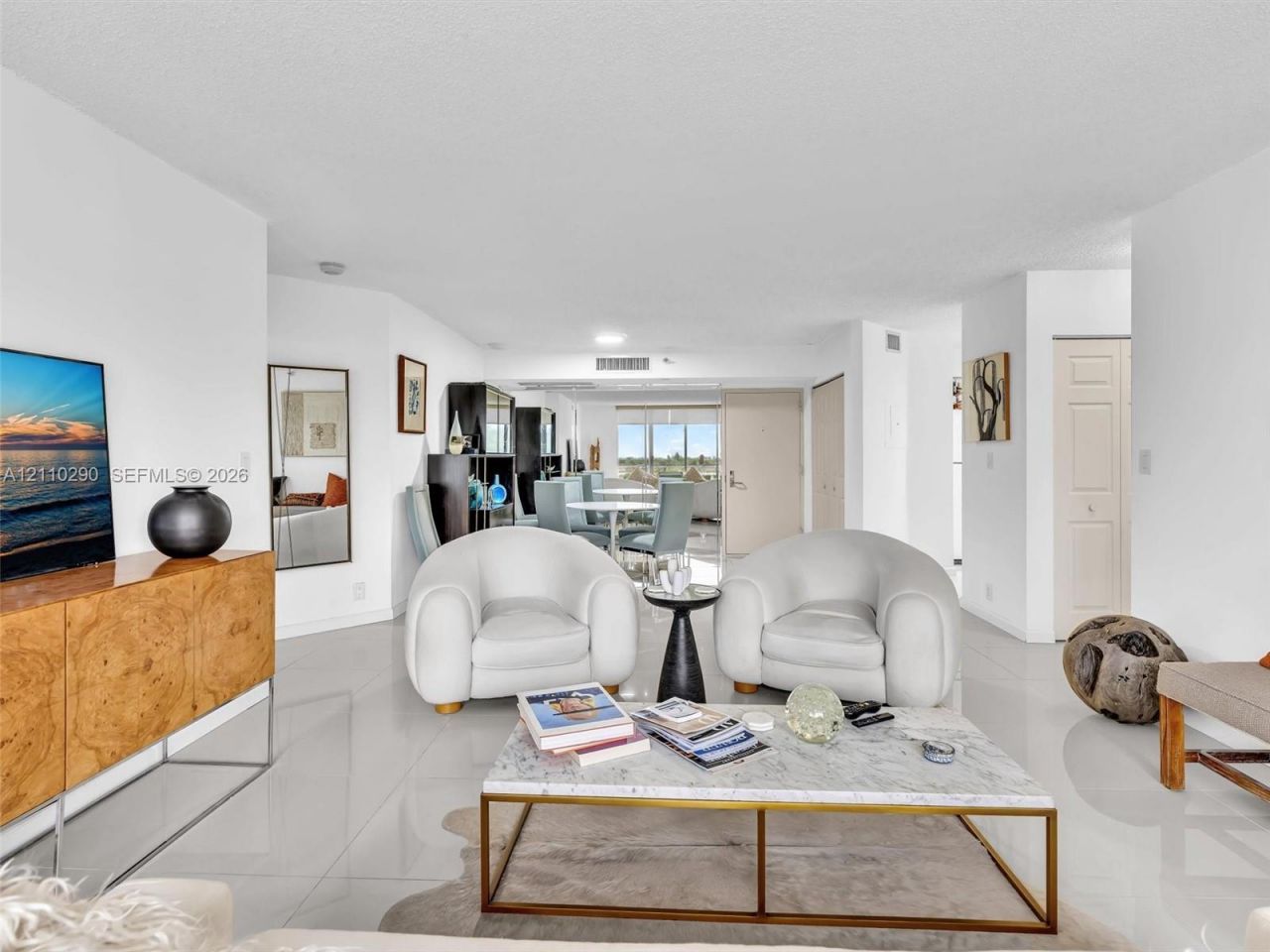 3530 Mystic Pointe Dr , Unit 303, Aventura, FL 33180 Photo