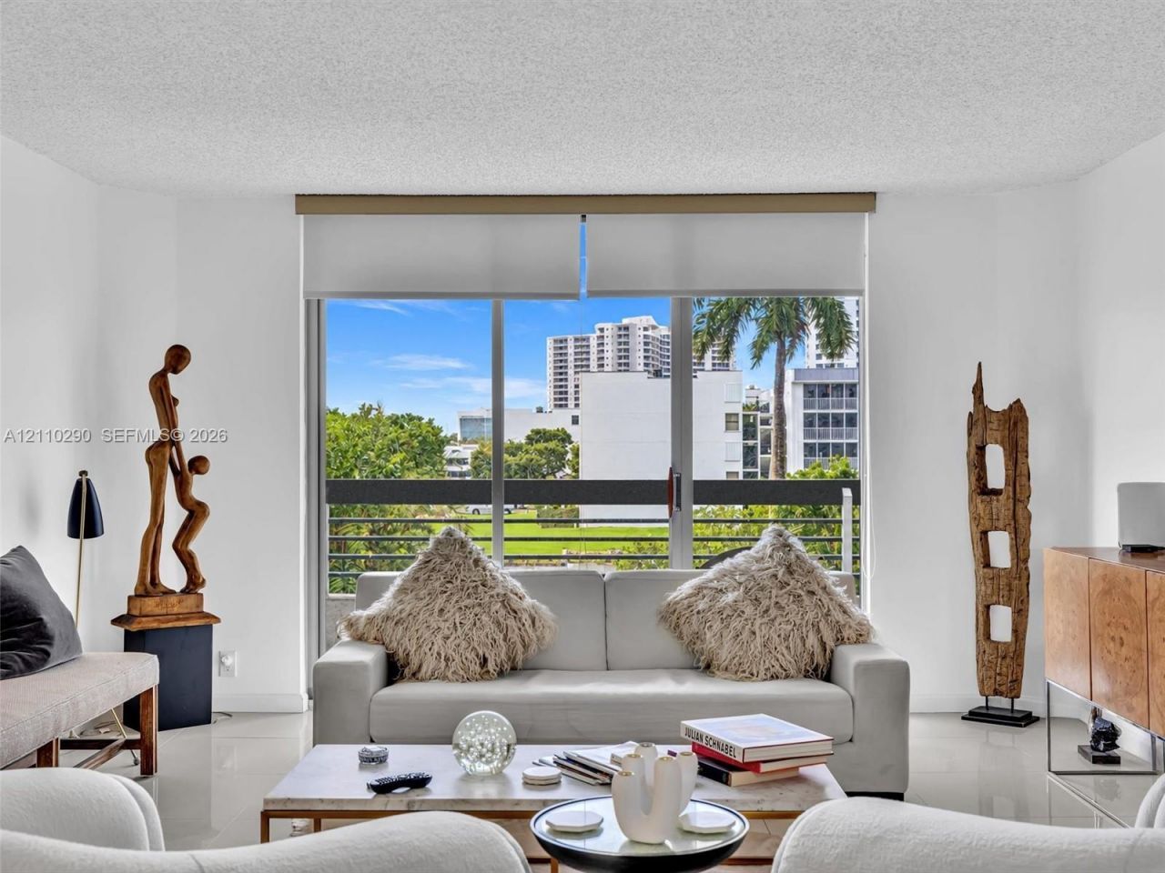 3530 Mystic Pointe Dr , Unit 303, Aventura, FL 33180 Photo