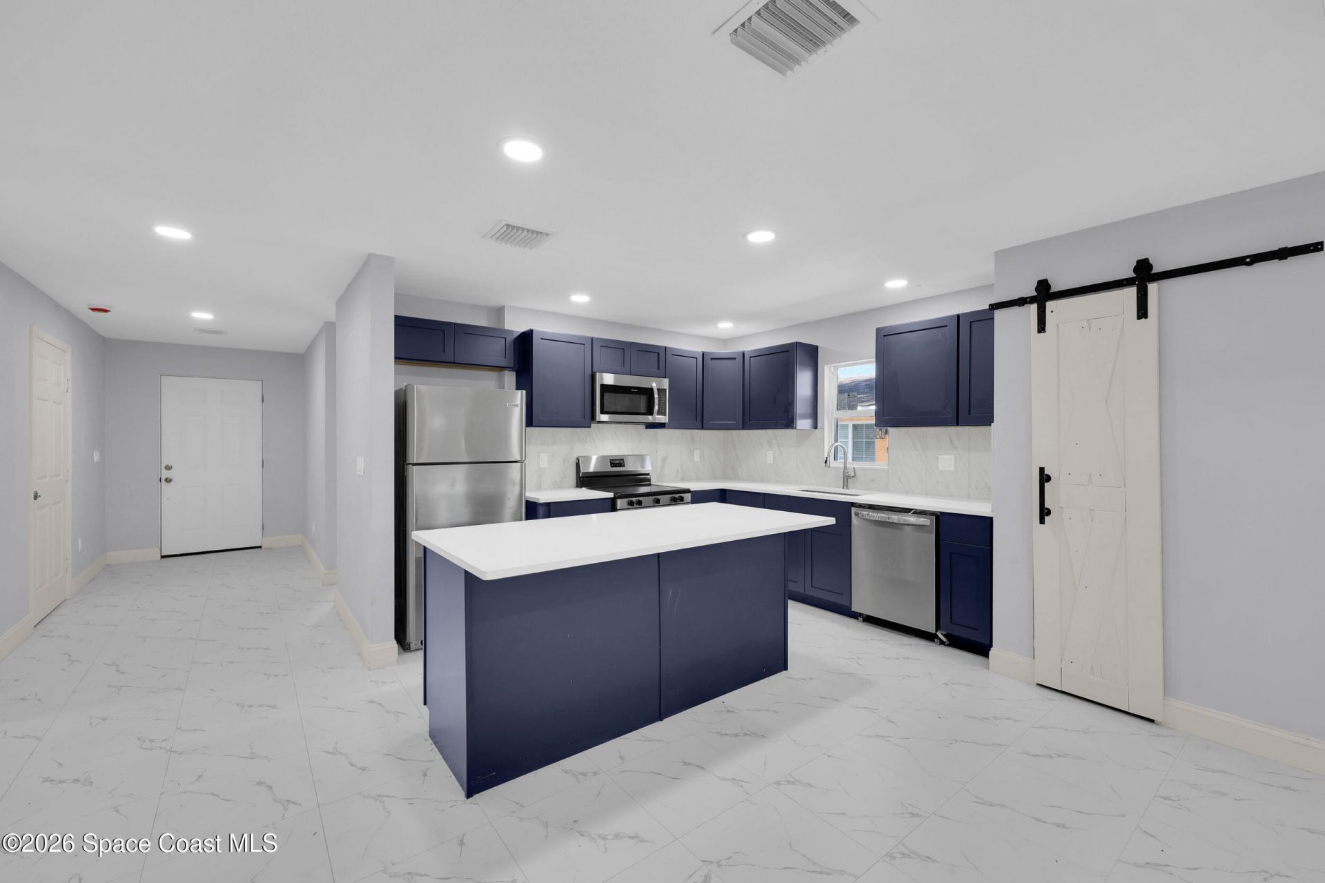 2002 Avenue M , Fort Pierce, FL 34950 Photo