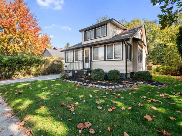 22134 Pleasant Avenue, Eastpointe, MI 48021