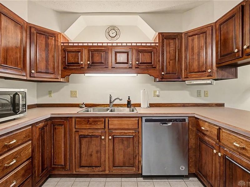 251 Overland Trail, Miamisburg, OH 45342 Photo 20