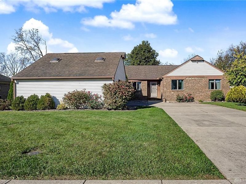251 Overland Trail, Miamisburg, OH 45342 Photo 4