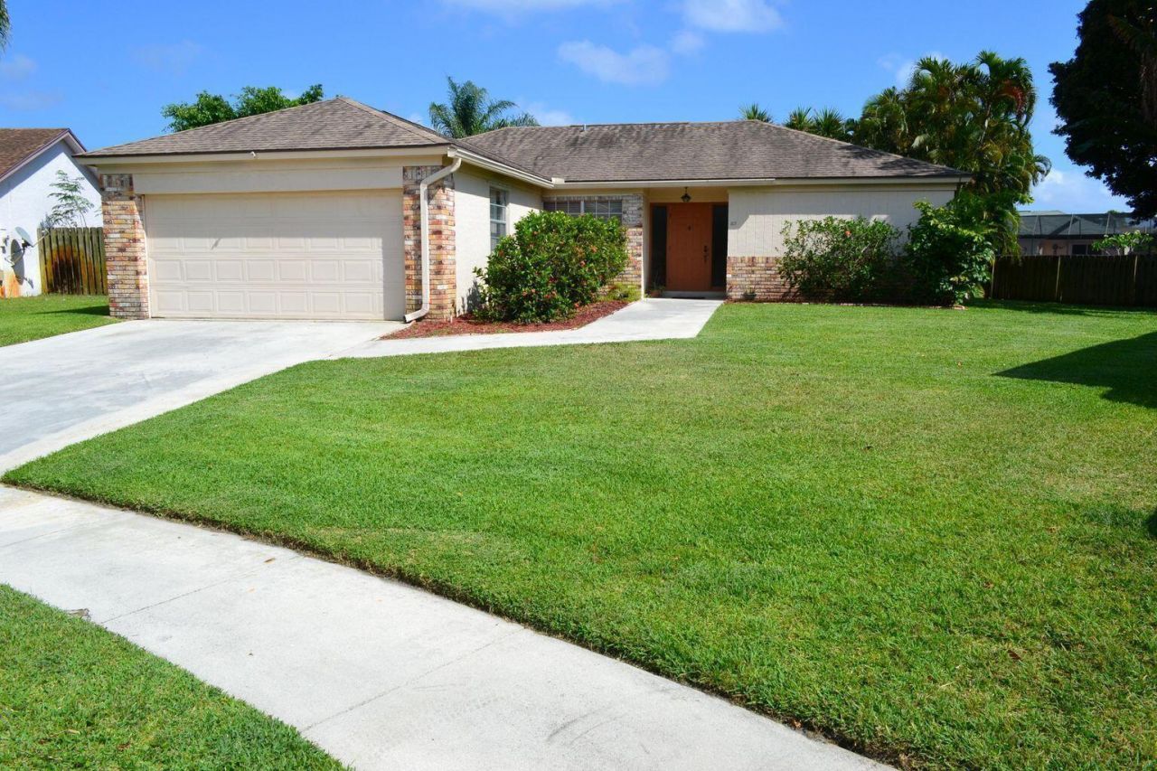 169 Arrowhead Circle, Jupiter, FL 33458 Photo