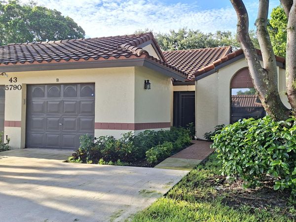 5790 Kayla Drive, Unit 43B, Boynton Beach, FL 33437
