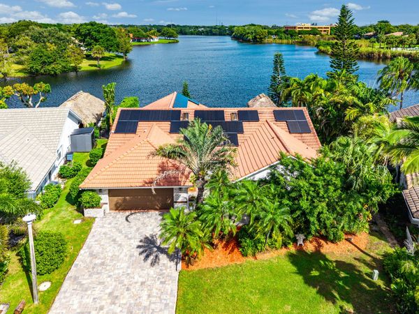 9 Aspen Court, Boynton Beach, FL 33436
