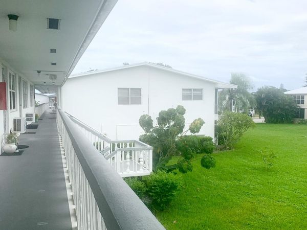 137 Coventry F, West Palm Beach, FL 33417