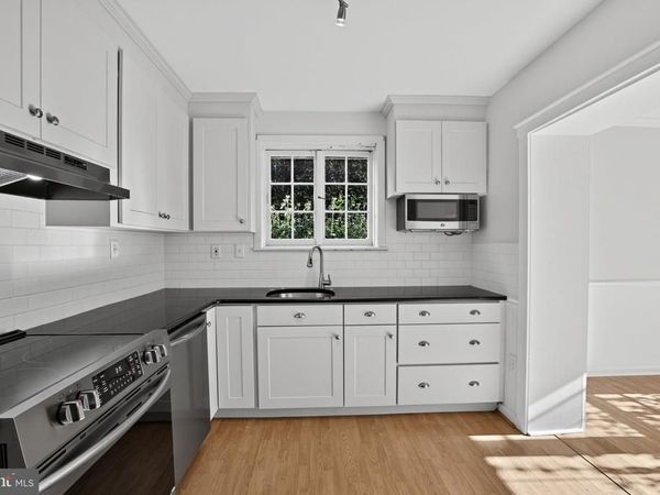 46 COUNTY LINE ROAD, HUNTINGDON VALLEY, PA 19006