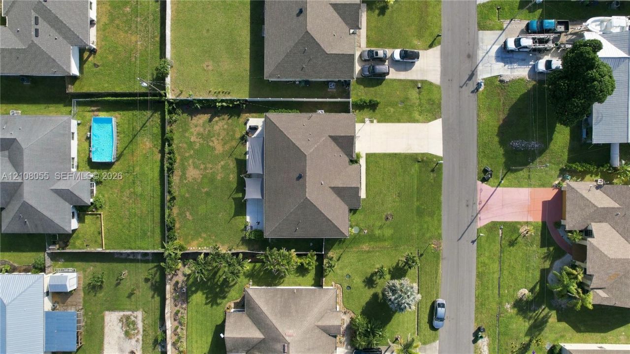 557 SW Lacroix Ave, Port Saint Lucie, FL 34953 Photo