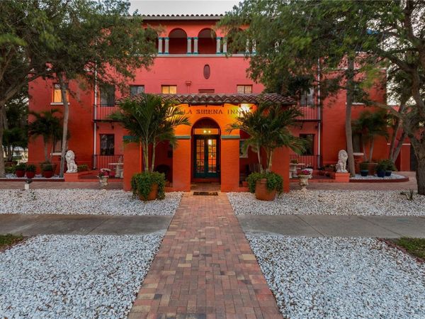 7014 WILLOW STREET , SARASOTA, FL 34243