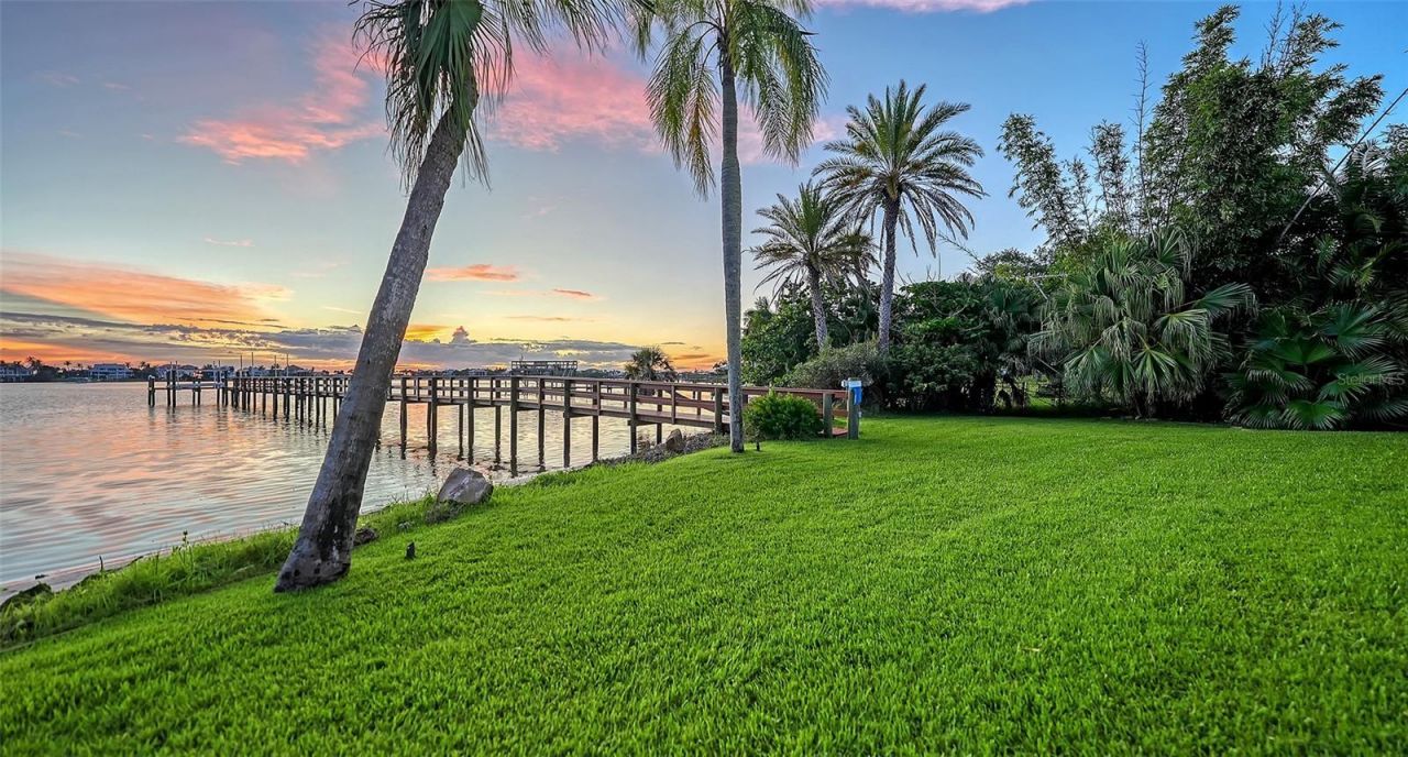 2115 Lychee Lane, Nokomis, FL 34275 Photo