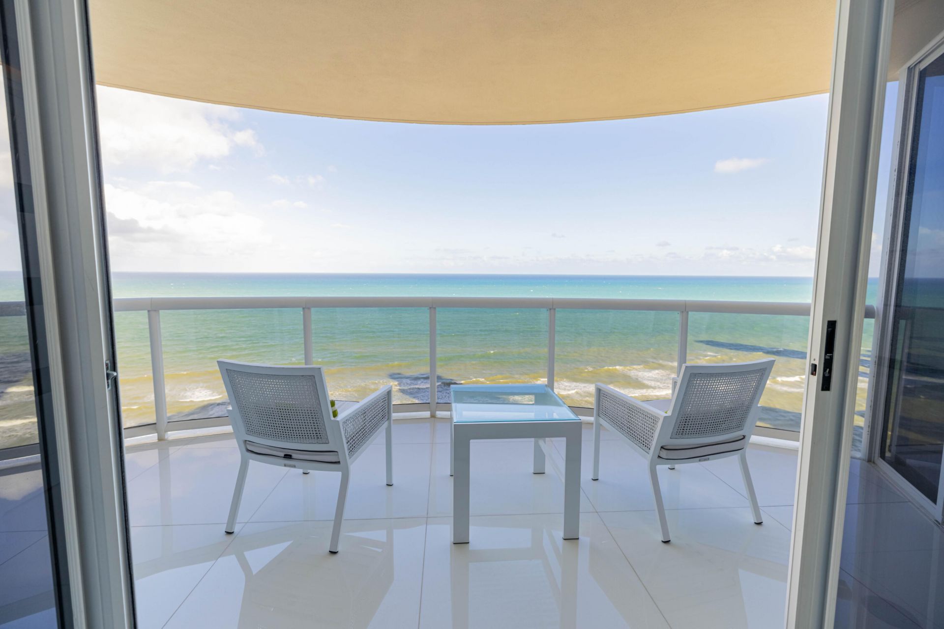 17555 Collins Avenue, Unit 2305, Sunny Isles Beach, FL 33160 Photo