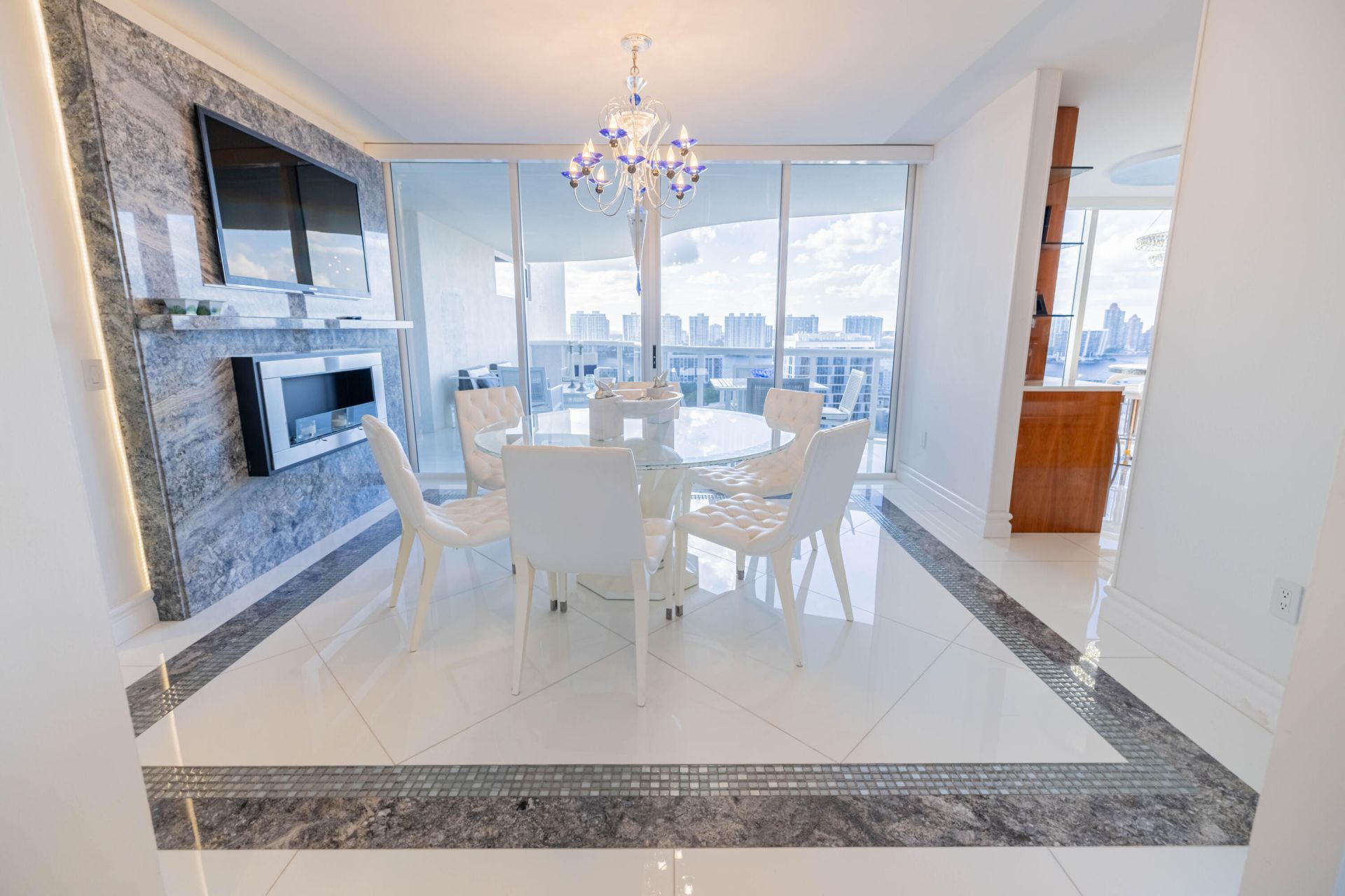 17555 Collins Avenue, Unit 2305, Sunny Isles Beach, FL 33160 Photo