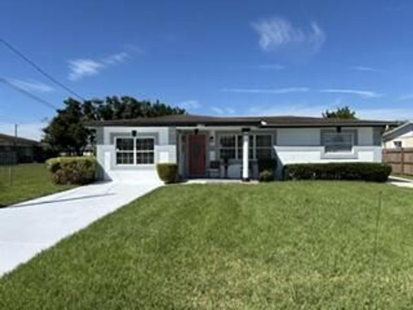 1803 N 16TH Street, Fort Pierce, FL 34950