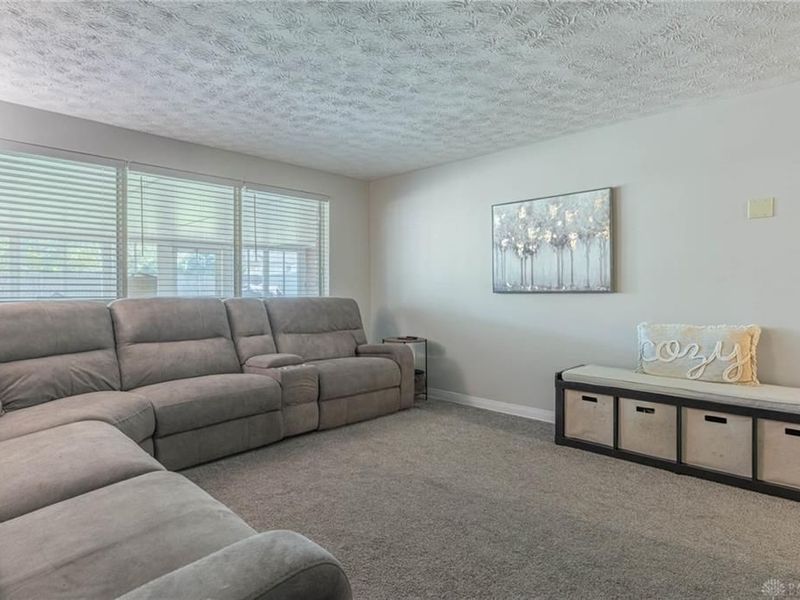 1324 Mapleridge Drive, Fairborn, OH 45324 Photo 4