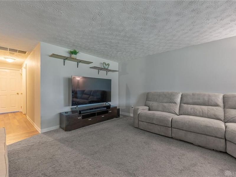 1324 Mapleridge Drive, Fairborn, OH 45324 Photo 5