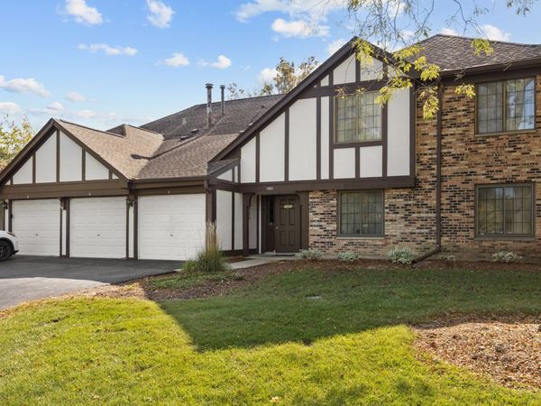 1001 YOSEMITE Trail, Unit A1, Roselle, IL 60172