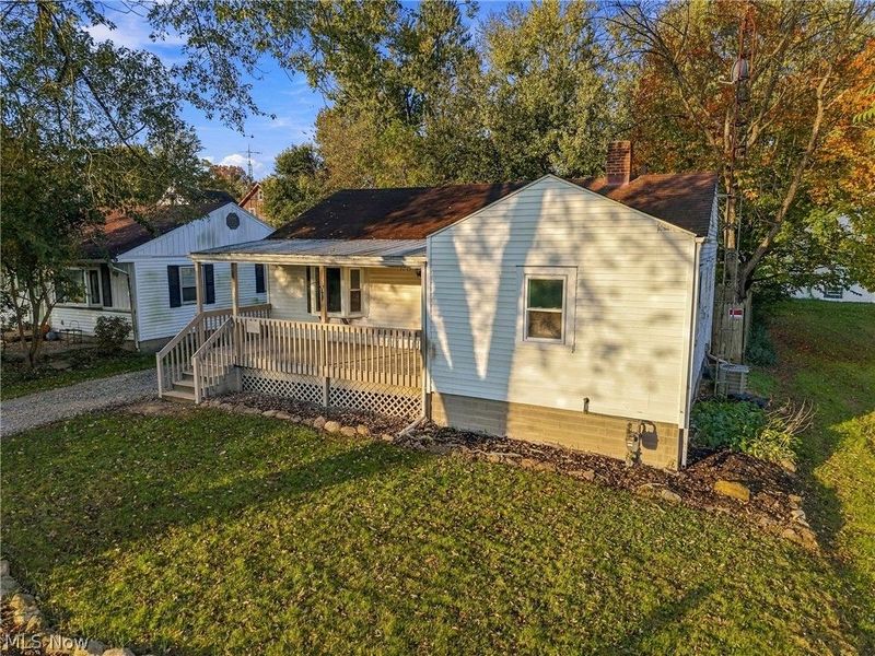 1064 Ridgefield Avenue , Alliance, OH 44601 Photo 2