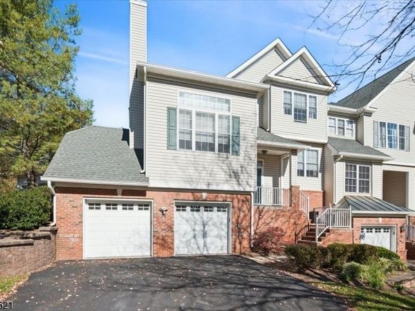 31 Loft Dr, Bridgewater, NJ 08836