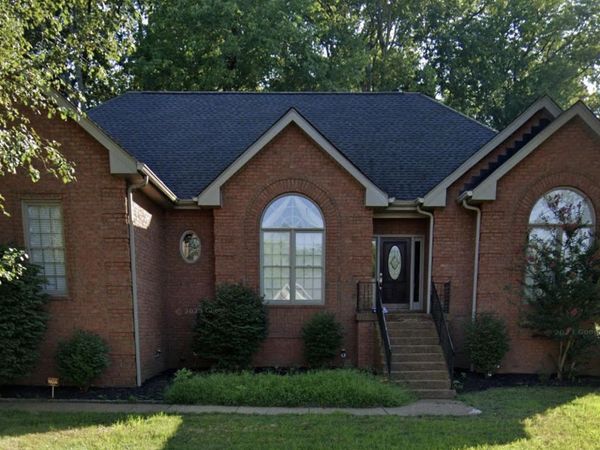 406 Barnes Dr , Lebanon, TN 37087