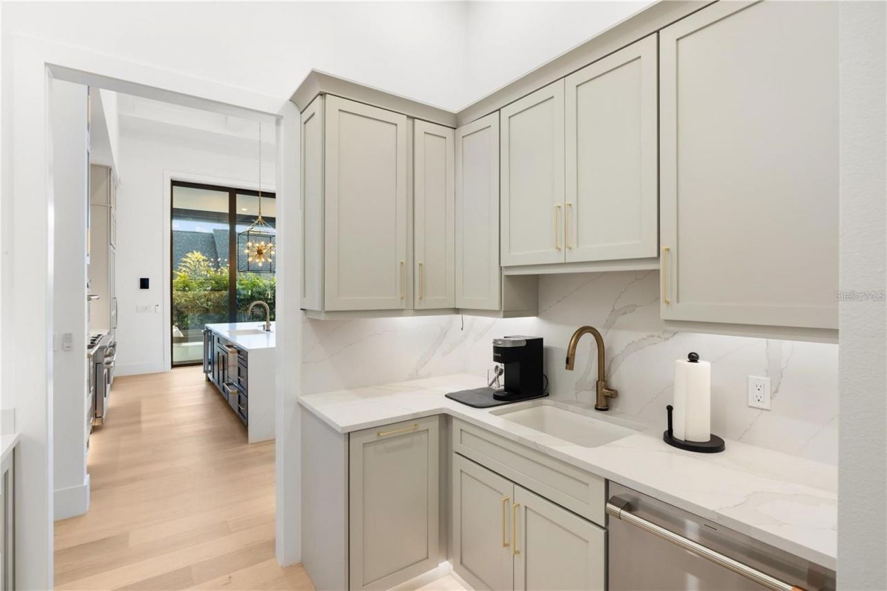 1800 Webber Street, Sarasota, FL 34239 Photo