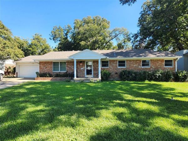 2824 Mimosa Park Drive, Richland Hills, TX 76118