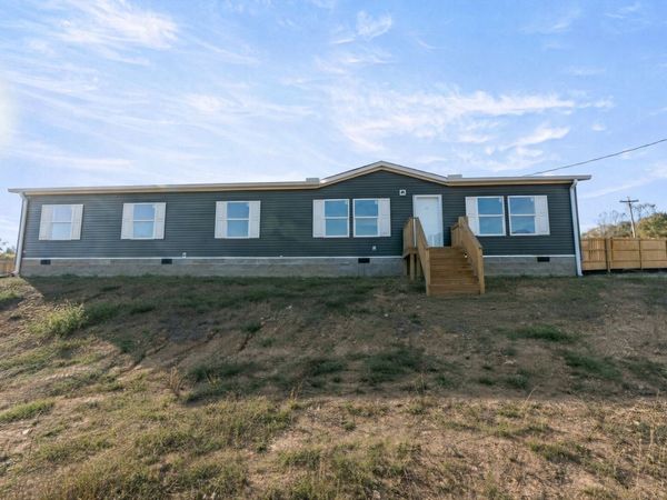 397 Busby Rd, Loretto, TN 38469
