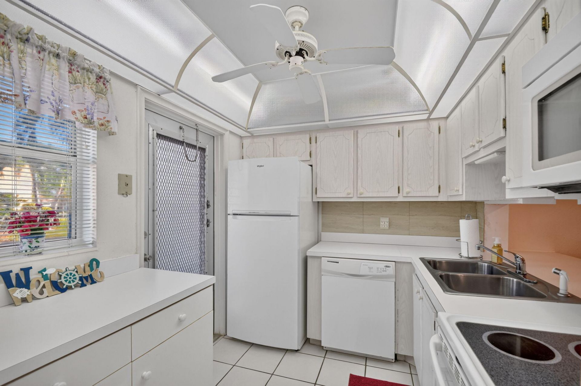 2131 NE 1st Court, Unit 102, Boynton Beach, FL 33435 Photo