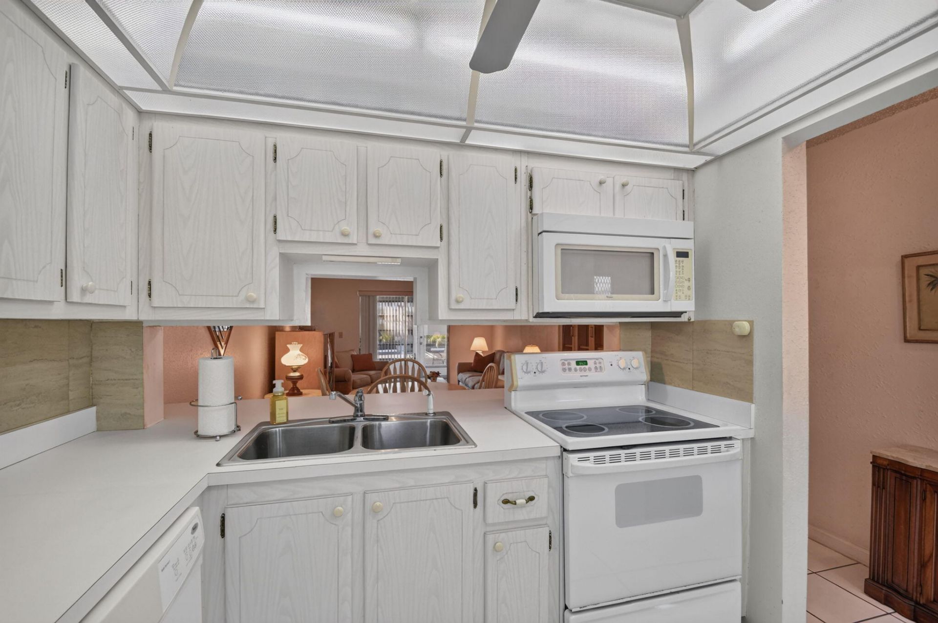 2131 NE 1st Court, Unit 102, Boynton Beach, FL 33435 Photo