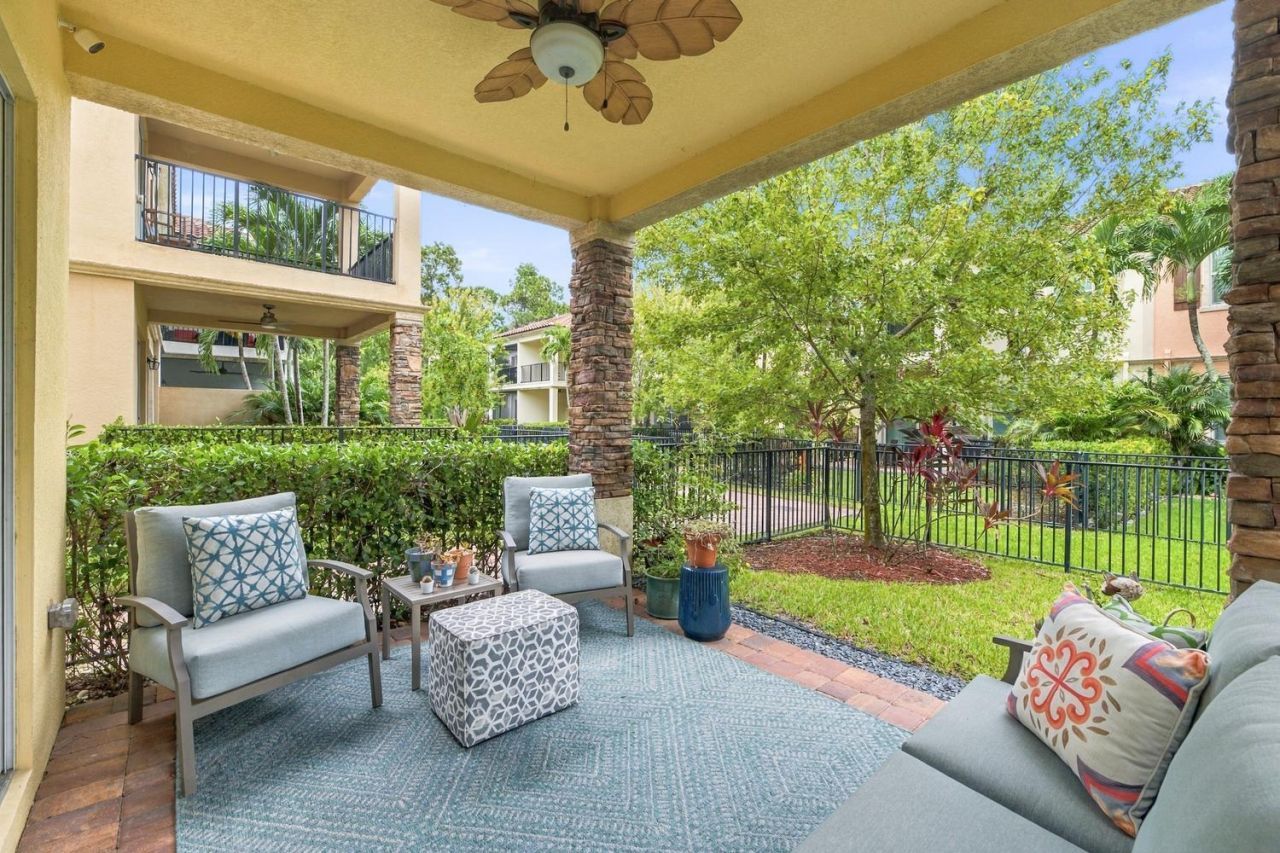 15844 Binks Pointe Terrace, Wellington, FL 33414 Photo
