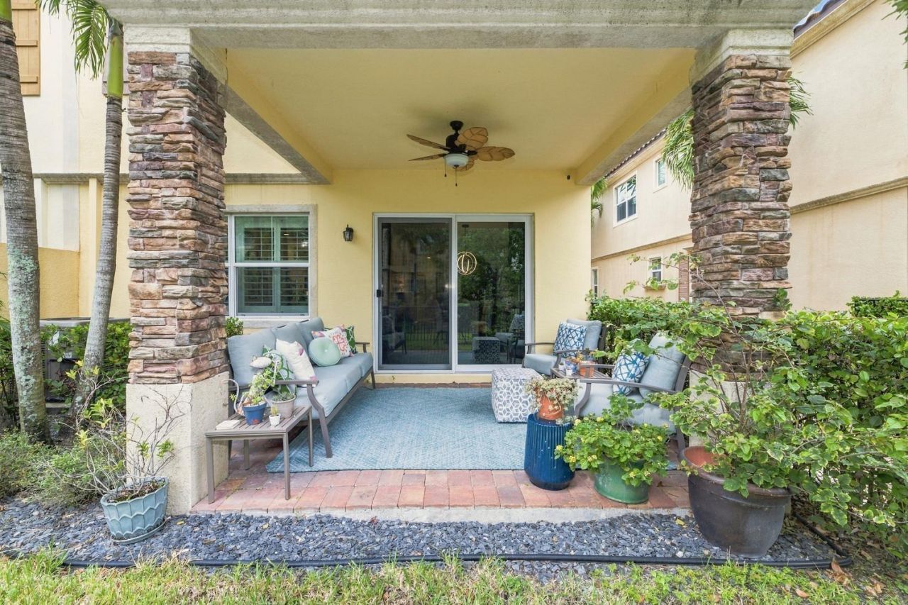 15844 Binks Pointe Terrace, Wellington, FL 33414 Photo