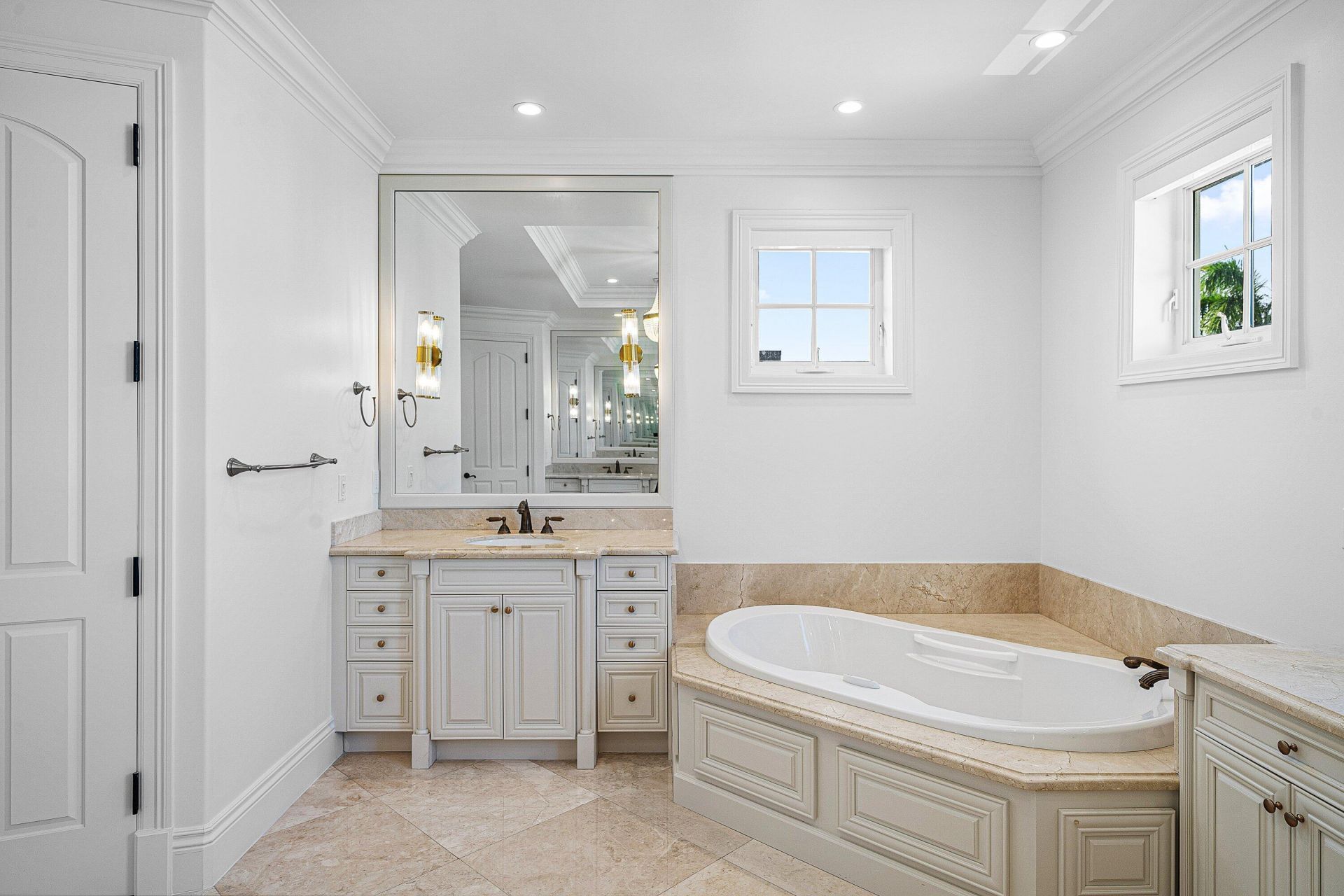 540 Golden Harbour Drive, Boca Raton, FL 33432 Photo
