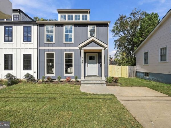322 CLIFFORD AVENUE, Unit B, ALEXANDRIA, VA 22305