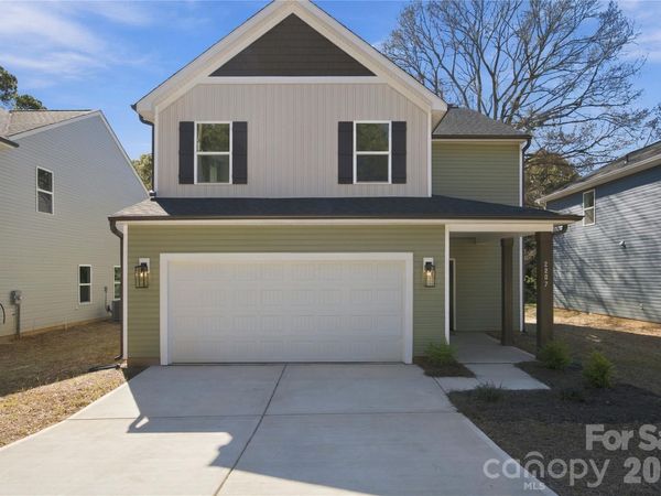 2207 W Seventh Avenue , Gastonia, NC 28052