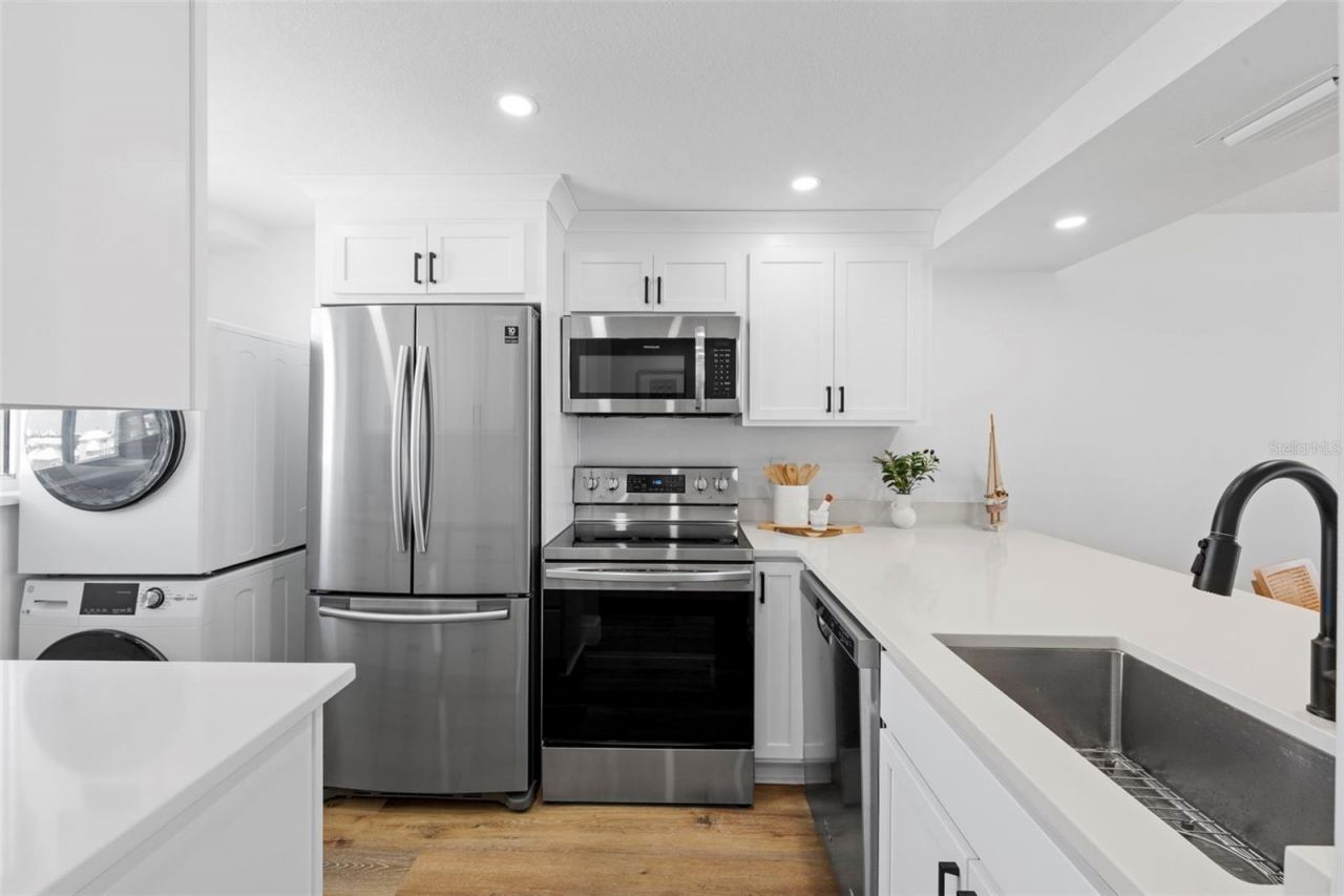 8300 Estero Boulevard , Unit 403, Fort Myers Beach, FL 33931 Photo