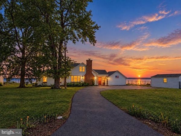 15111 POTOMAC RIVER DRIVE , COBB ISLAND, MD 20625