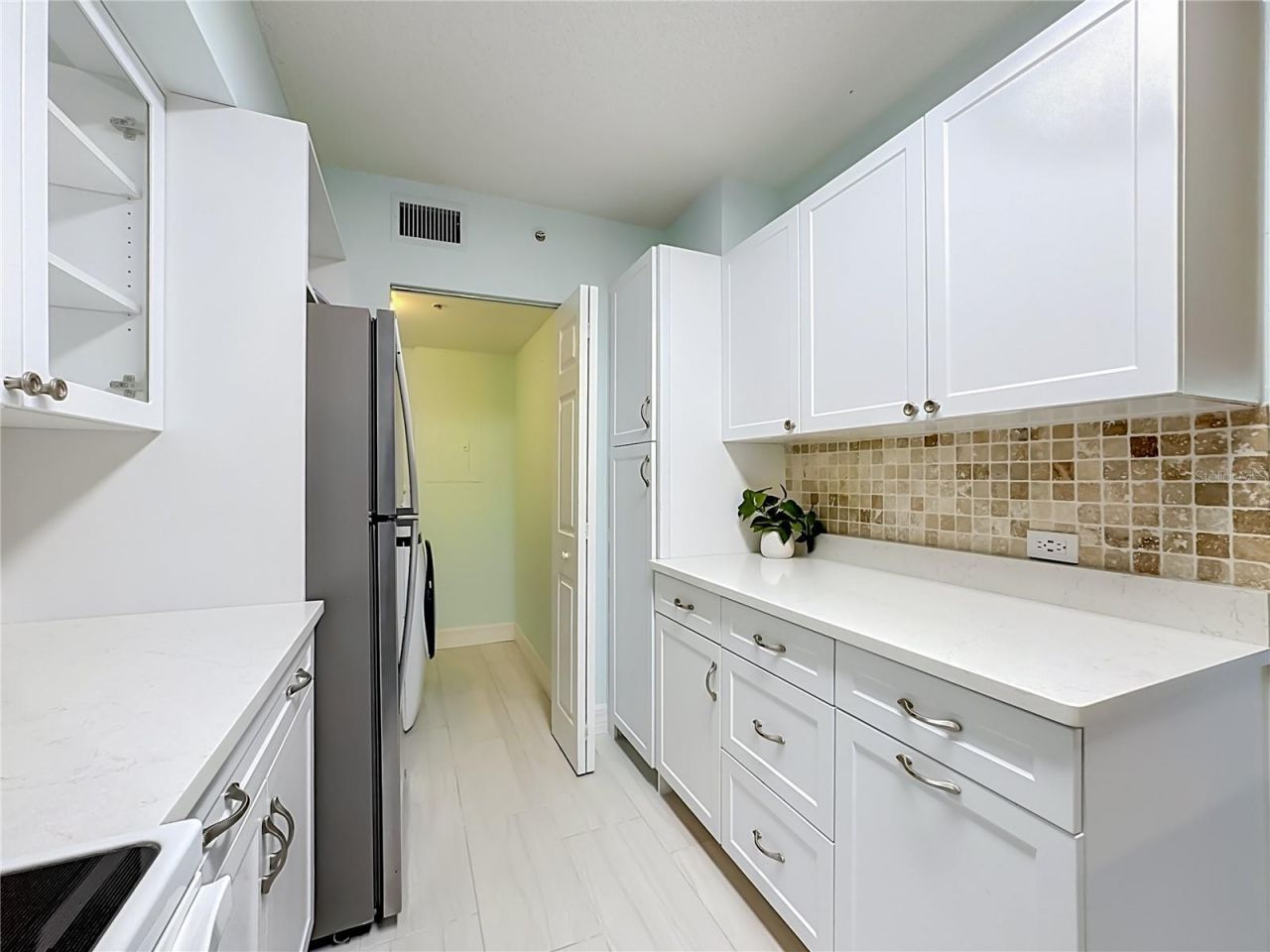8880 Colonnades Court W, Unit 413, Bonita Springs, FL 34135 Photo