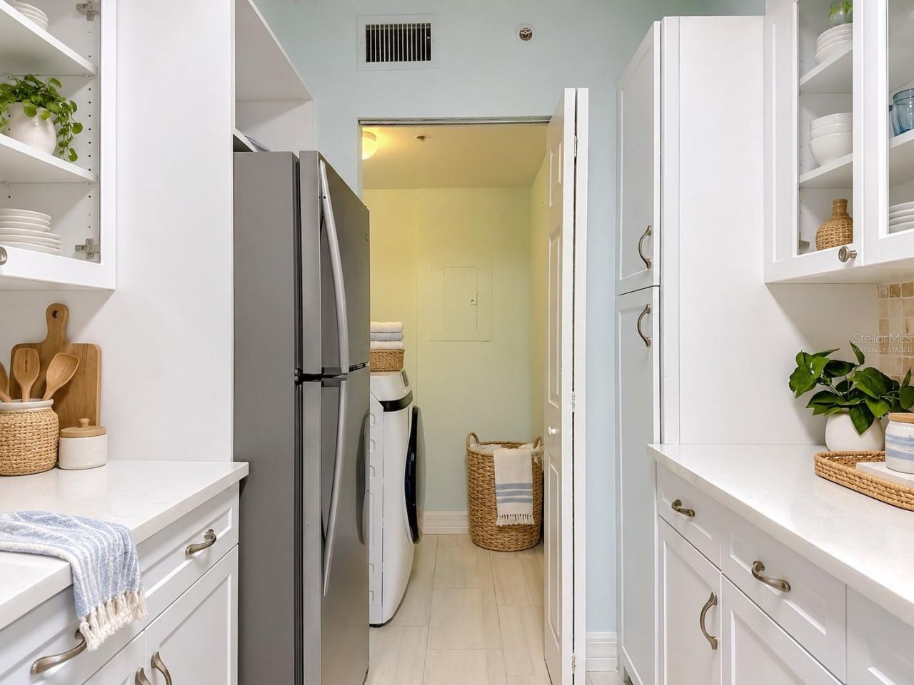 8880 Colonnades Court W, Unit 413, Bonita Springs, FL 34135 Photo