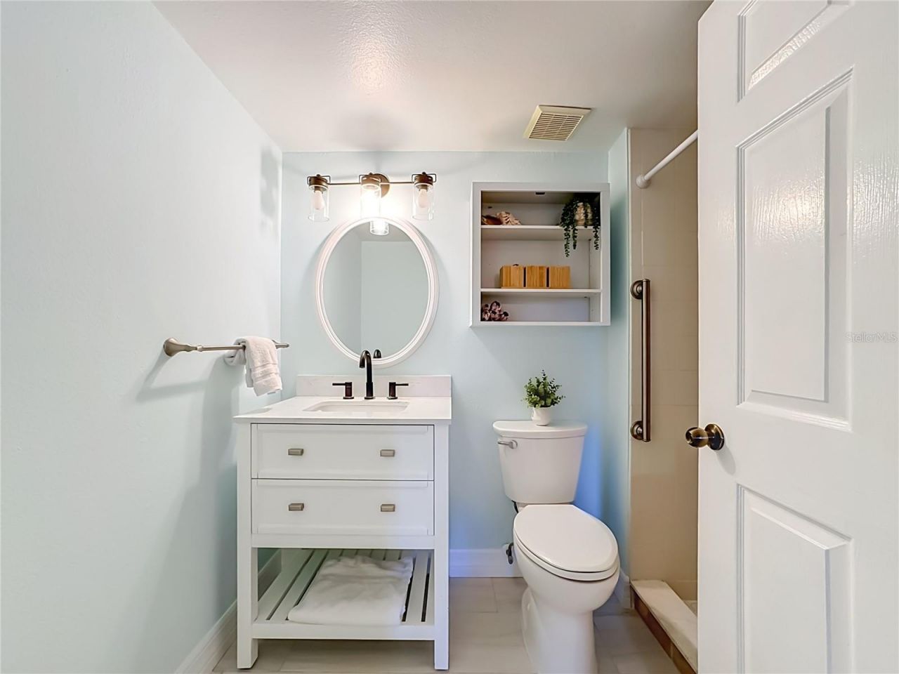8880 Colonnades Court W, Unit 413, Bonita Springs, FL 34135 Photo