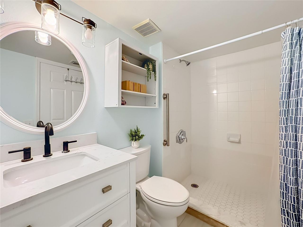 8880 Colonnades Court W, Unit 413, Bonita Springs, FL 34135 Photo