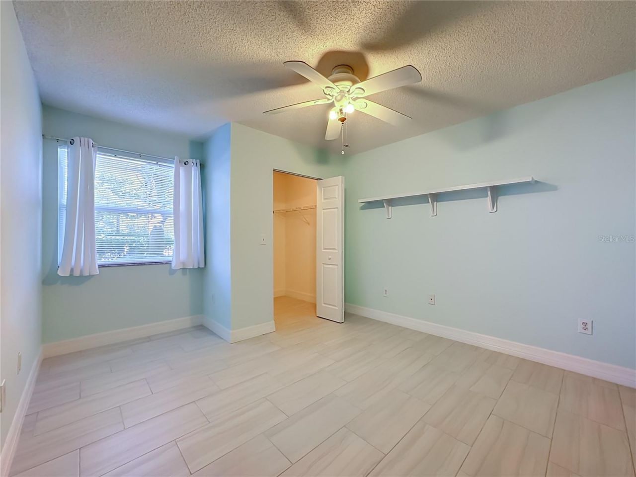 8880 Colonnades Court W, Unit 413, Bonita Springs, FL 34135 Photo