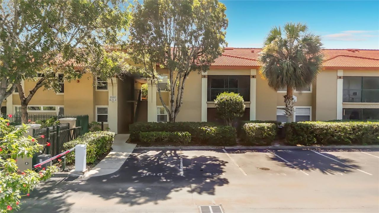8880 Colonnades Court W, Unit 413, Bonita Springs, FL 34135 Photo