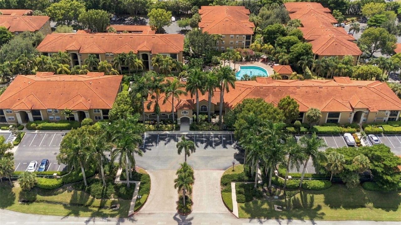8880 Colonnades Court W, Unit 413, Bonita Springs, FL 34135 Photo