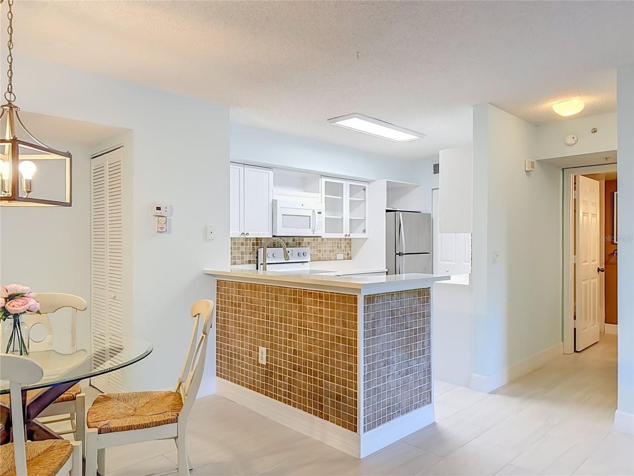 8880 Colonnades Court W, Unit 413, Bonita Springs, FL 34135 Photo