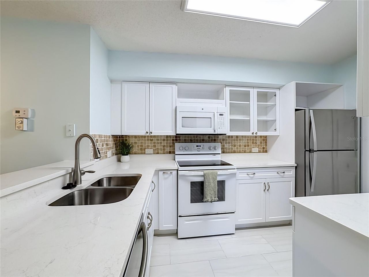 8880 Colonnades Court W, Unit 413, Bonita Springs, FL 34135 Photo