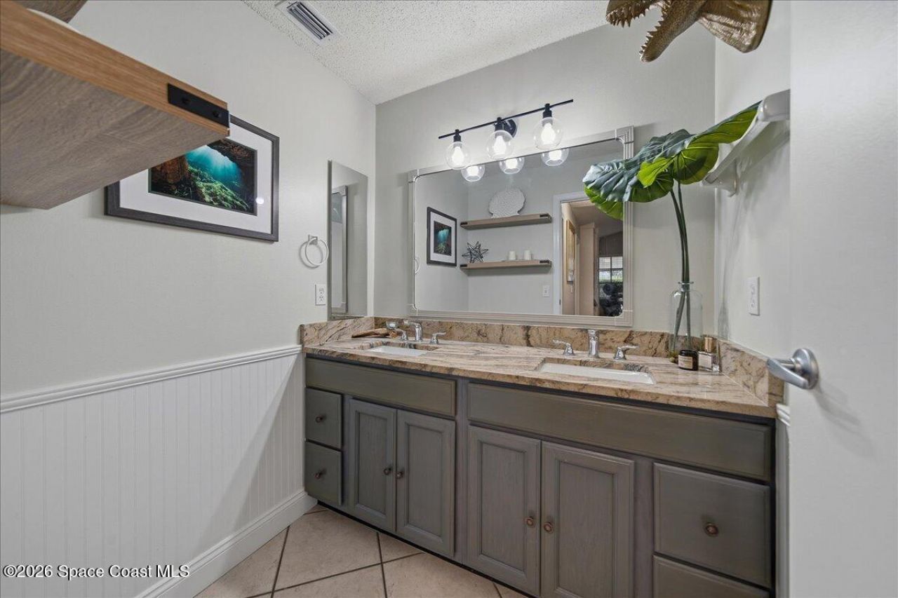 1237 Lakeview Drive , Rockledge, FL 32955 Photo