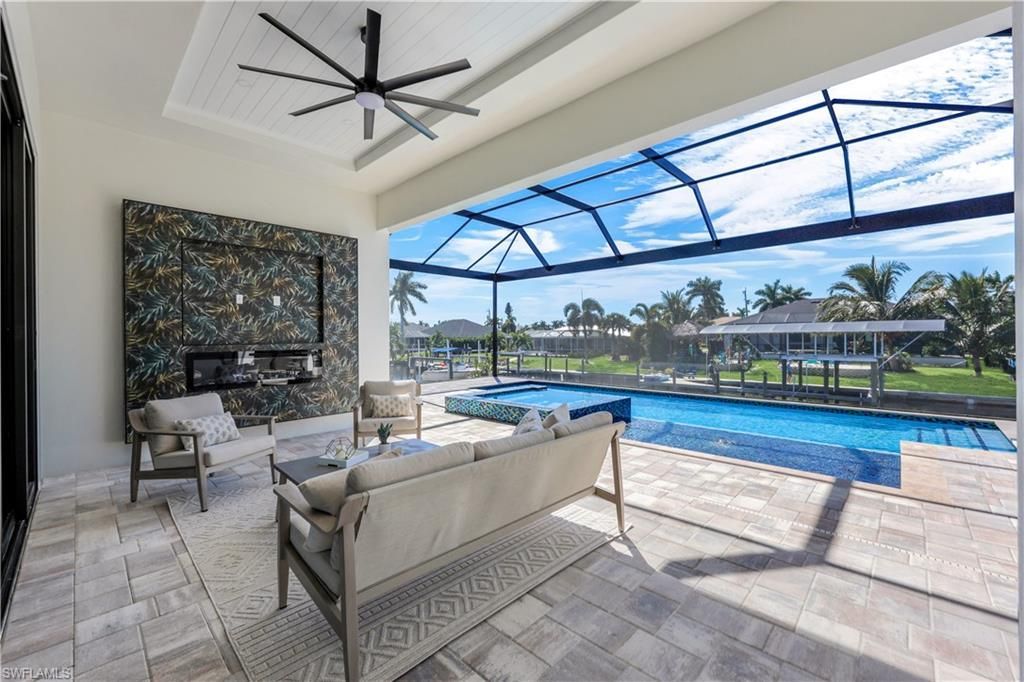 5230 Tamiami Ct, Cape Coral, FL 33904 Photo